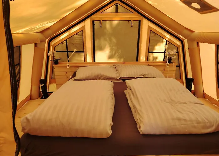 Gyulai En *
